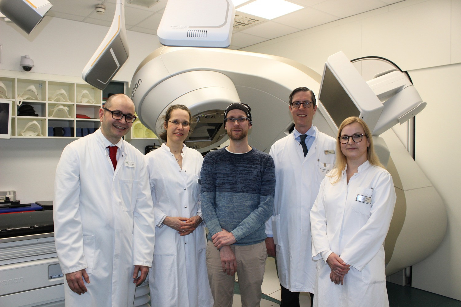 Priv.-Doz. Dr. med. Sotirios Nedios, Priv.-Doz. Dr. med. Kerstin Bode, Daniel Hrivnak, Prof. Dr. Dr. med. Nils Nicolay, Dr. med. Franziska Nägler (v. l. n. r.)